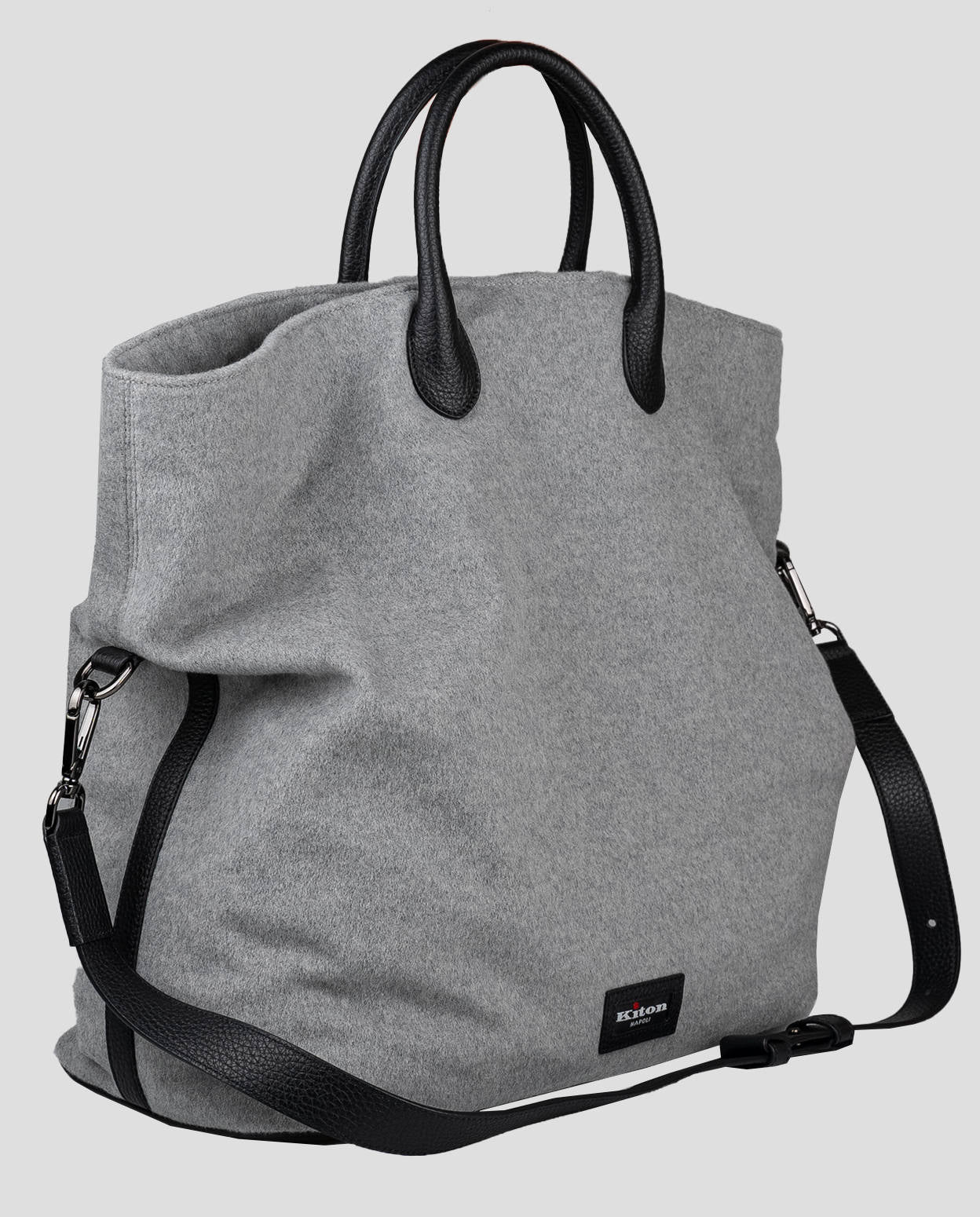 Kiton Серая кашемировая сумка